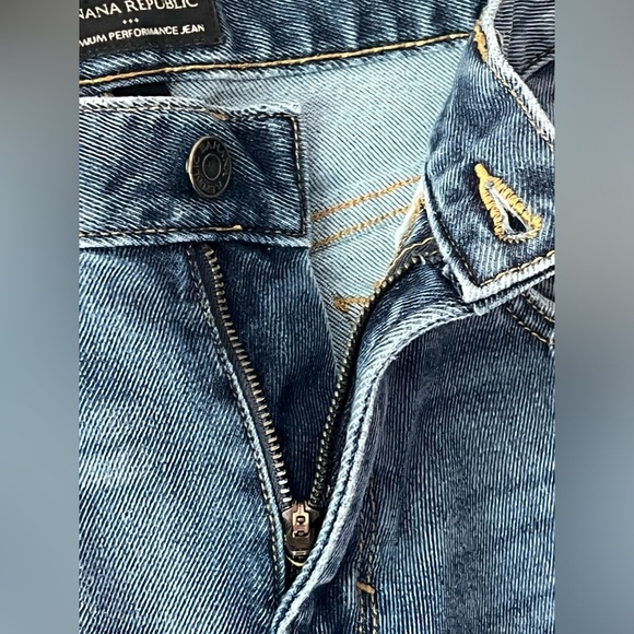 BANANA REPUBLIC Jeans 2 for $22 ❇️ - Picture 5 of 7